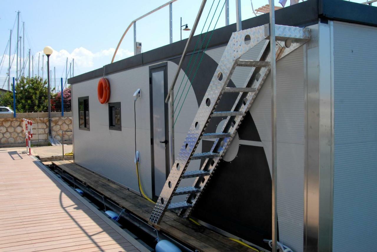 House Boat Luxury Cagliari Hotel Buitenkant foto